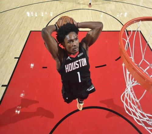 莫兰特半场,进攻哑火,投未中仅靠,万博manbetx体育平台,万博体育官网,万博体育app下载,ManBetX,SPORTS