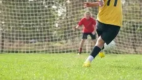 28岁阿图尔今夜重返巴萨对决，曾值7000万欧如今缩水至500万欧元